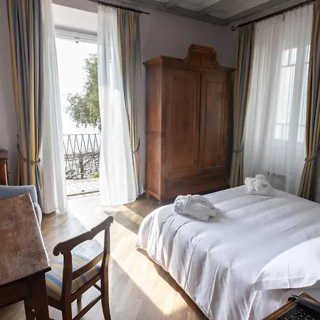 Отель Ristorante Il Verbano Стреза