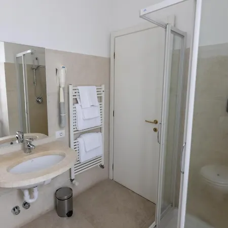 Ristorante Il Verbano 酒店 斯特雷萨